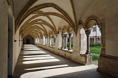Karmelitenkloster, das im 12. Jahrhundert gegründet wurde.