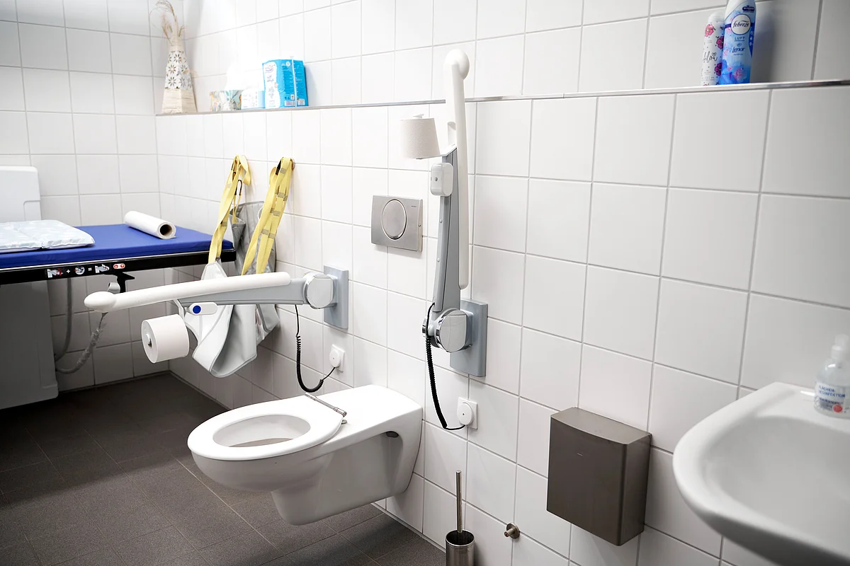 Öffentliche Toilette im Verkehrs- und Verschöerungsverein - Battenberg (Eder)