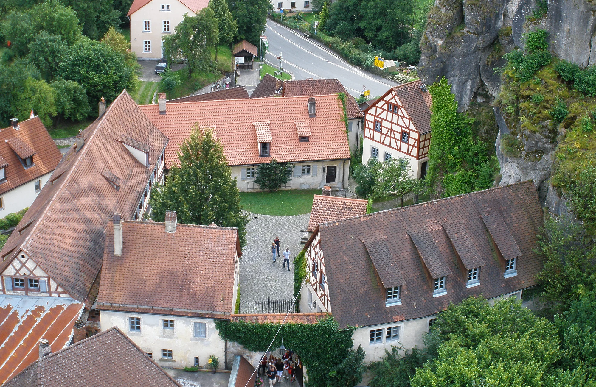 Das Fränkische Schweiz-Museum im sogenannten Judenhof von Tüchersfeld bei Pottenstein