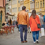 Shopping auf der Inselstadt - gemütlich durch die Altstadtgassen schlendern und die Schaufenster bestaunen