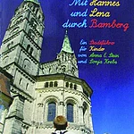 Mit Hannes und Lena lernst du die Besonderheiten und Schönheiten Bambergs kennen. Der Rundgang beginnt mit einem kleinen Überblick, führt auf den Domberg, in die Bergstadt, in die Inselstadt und zu weiteren Sehenswürdigkeiten. Mit dem Hund Berganza und dem Kater Murr haben unsere jungen Bamberger-Touristen zwei kurzweilige Begleiter.