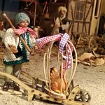 Am Ende der seit 1951 vom Bürgerverein organisierten Sandkerwa® wird der Hahnenschlag vor St. Elisabeth durchgeführt