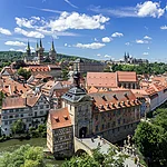 Blick auf die Bergstadt