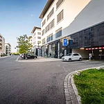 Ein Foto der Einfahrt zur Tiefgarage auf der Erba Insel.