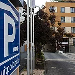 Ein Foto der Einfahrt zum Parkhaus Luitpoldeck.