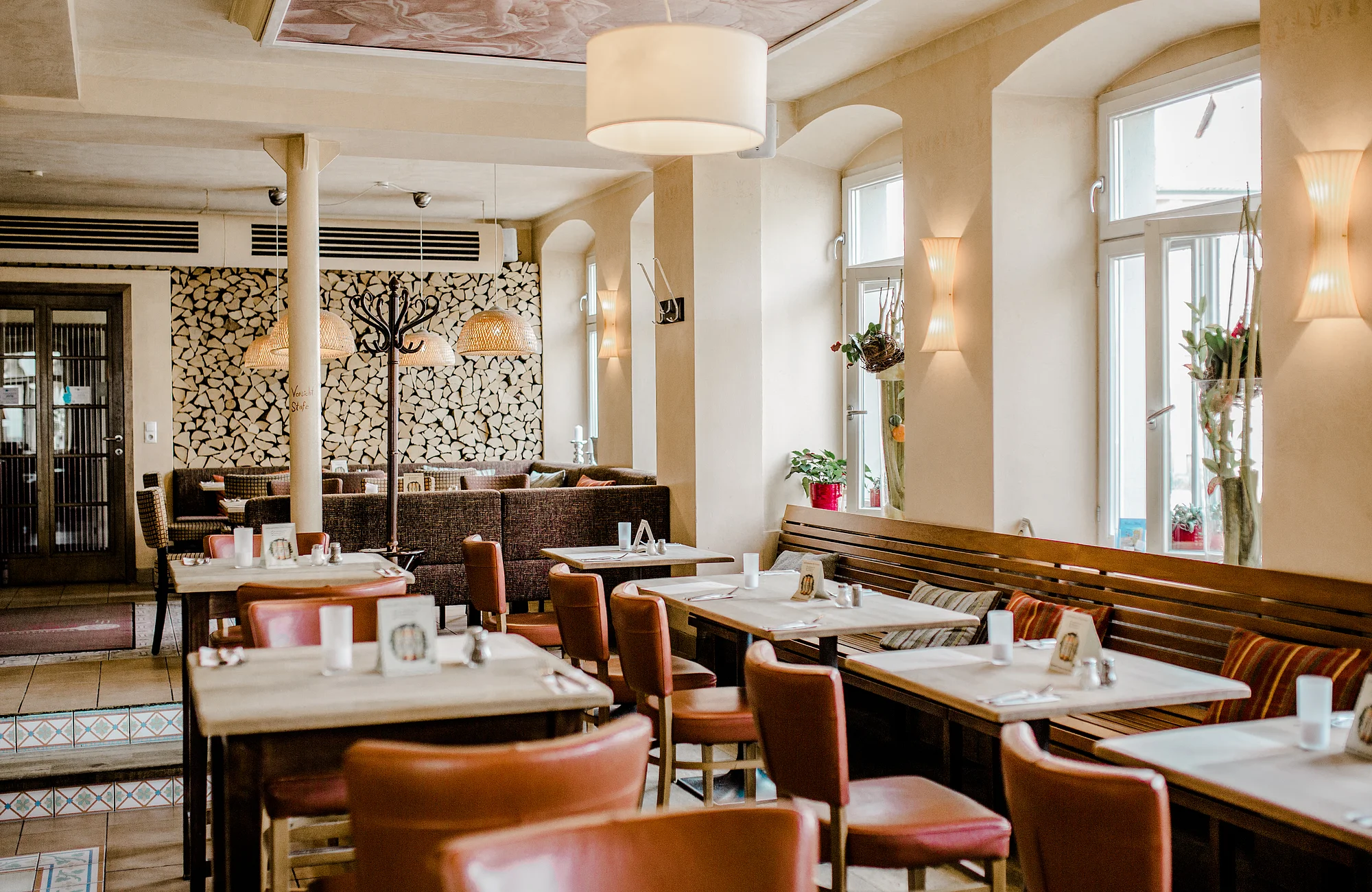 Foto des Innenlebens des Restaurants Salino in Bamberg.