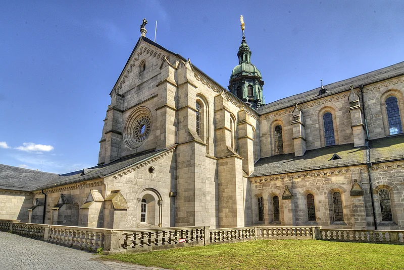 Klosterkirche Außenaufnahme Ebrach: ehem. Abteikirche mit Michaelskapelle