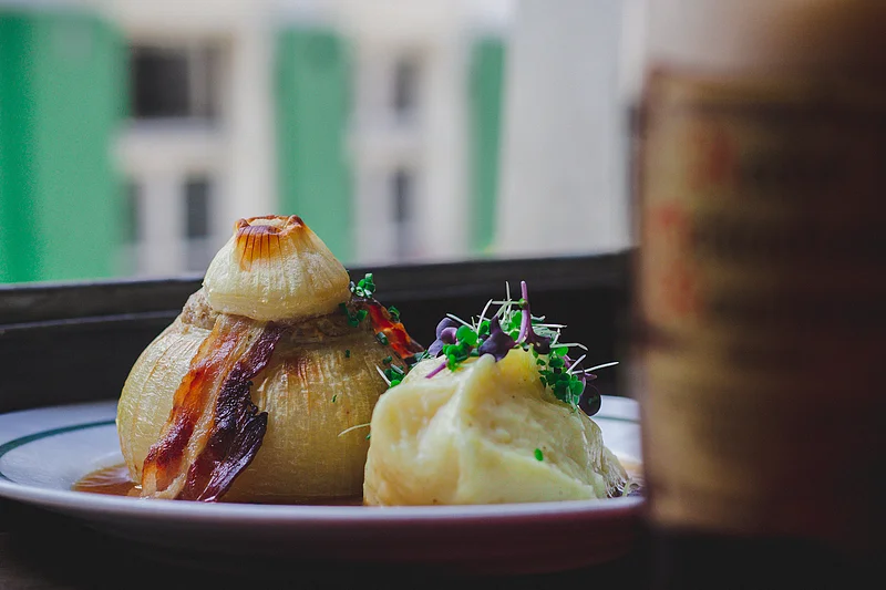 Bamberger Zwiebel in Rauchbiersoße mit Kartoffelbrei