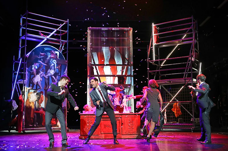 Bild einer Aufführung des Stückes "Reich des Todes" im E.T.A. Hoffmann Theater in Bamberg.