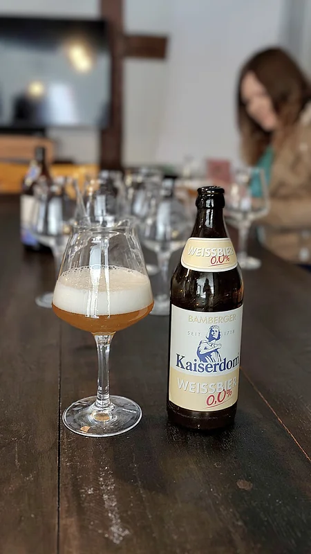 Alkoholfreies Rauchbier Bei der neuen Themenführung "Mit 0,nix durch Bamberg" wird Bamberger Rauchbier ohne Alkohol gekostet.