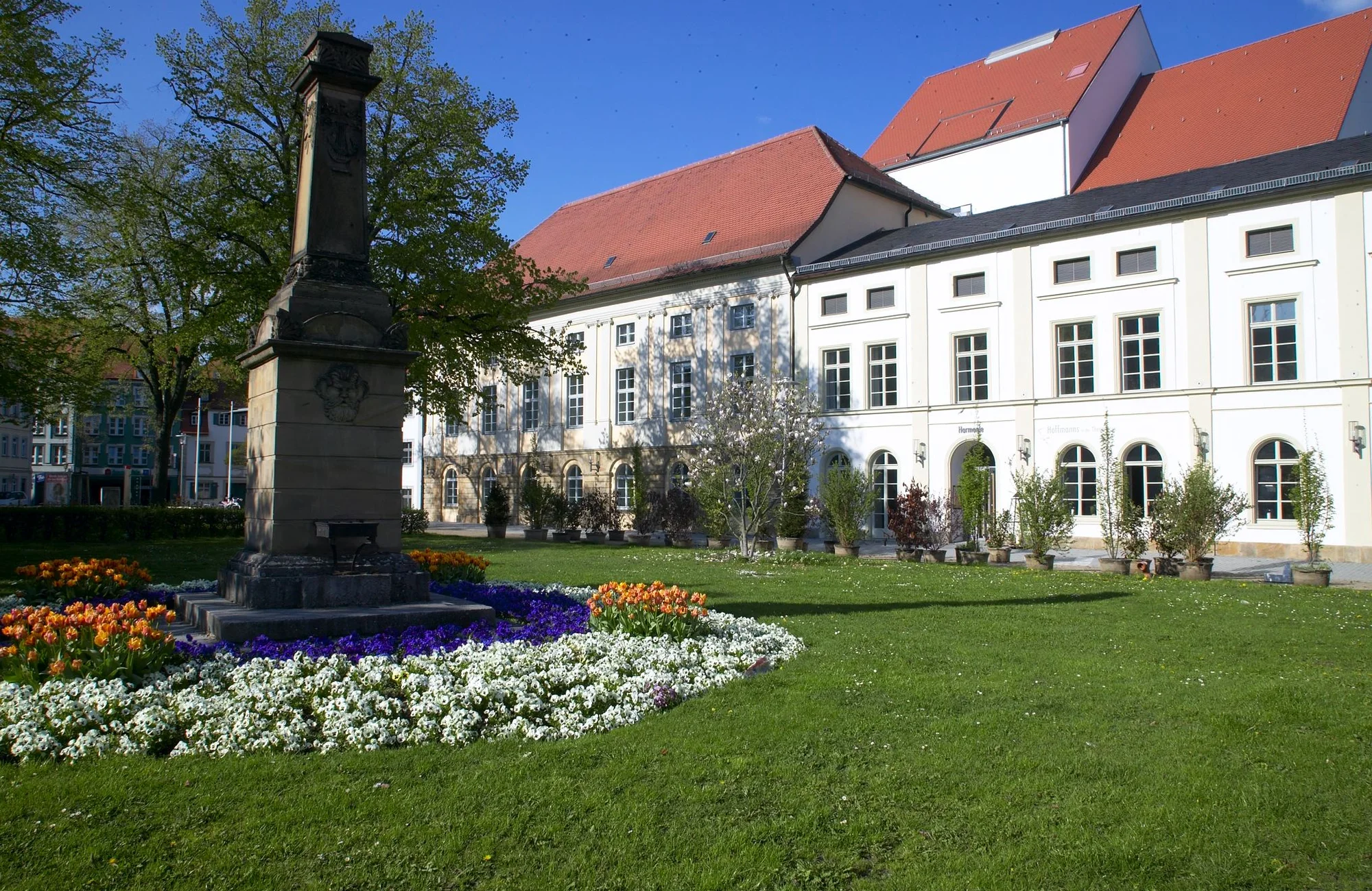 Harmonie-Säle