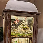 EIne Laternernkrippe über drei Etagen ist im Krippenmuseum Hirschaig ausgestellt.
