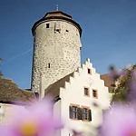 Die Burg Lisberg ist weithin sichtbar